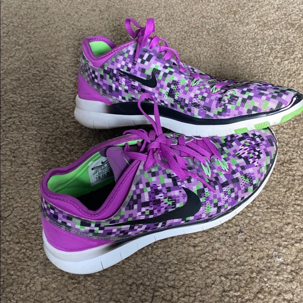 Nike free 5.0 shoes